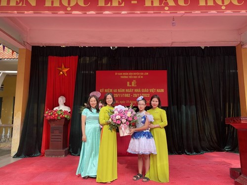 Lễ kỉ niệm 40 năm ngày nhà giáo Việt Nam
